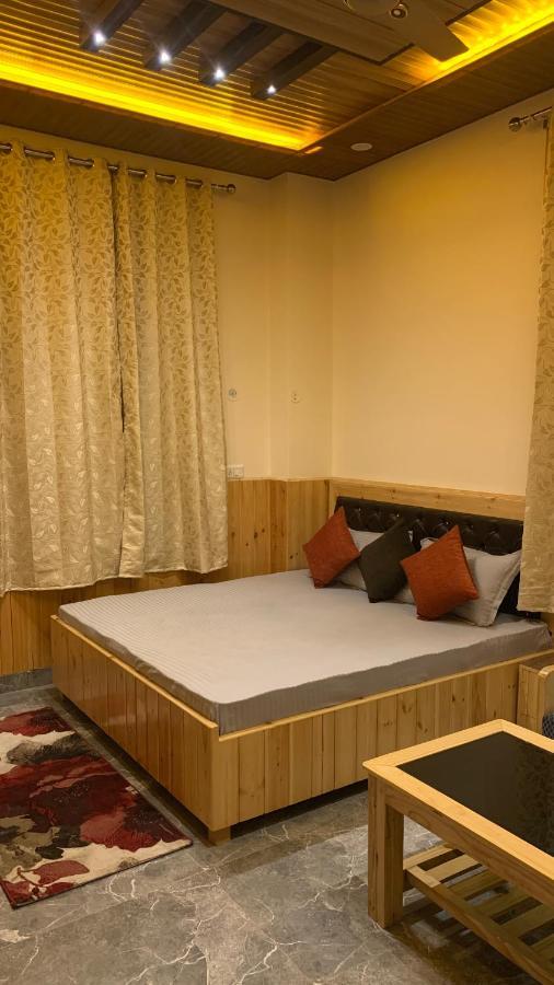 Tulip Flowing River View Hotel. Shamshi Esterno foto