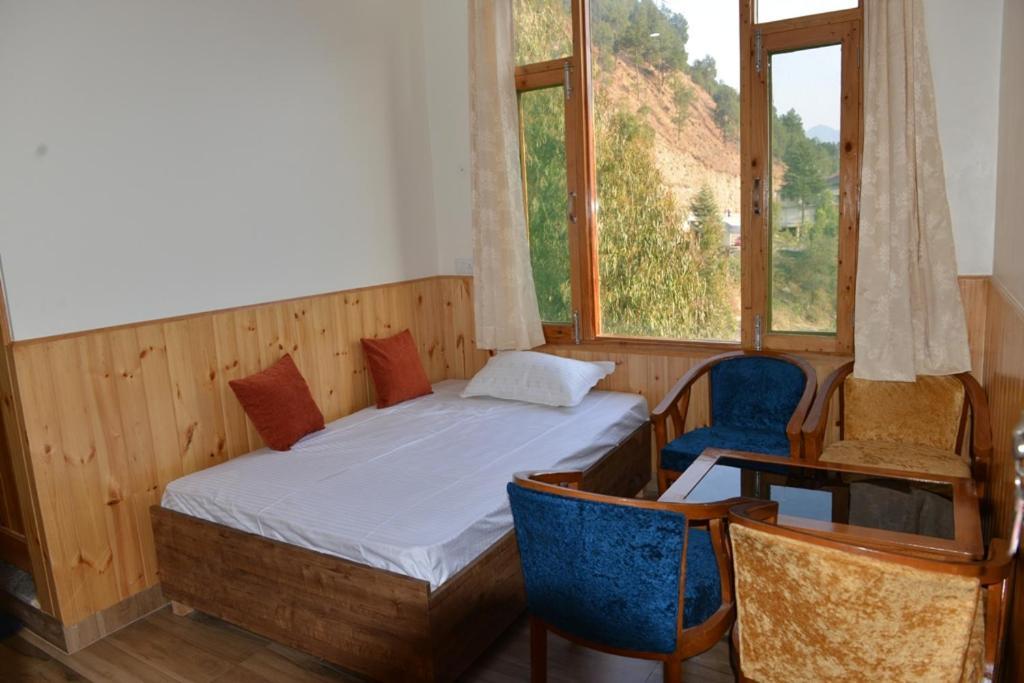 Tulip Flowing River View Hotel. Shamshi Esterno foto