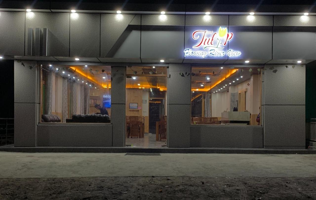 Tulip Flowing River View Hotel. Shamshi Esterno foto